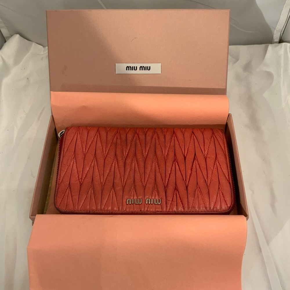 Miu Miu Wallet - image 4